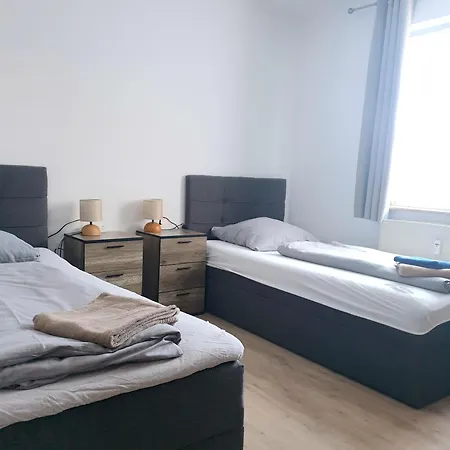 Zur Elster 2 * Plauen