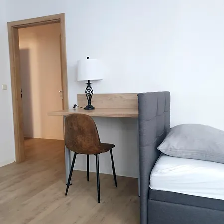 Zur Elster 2
